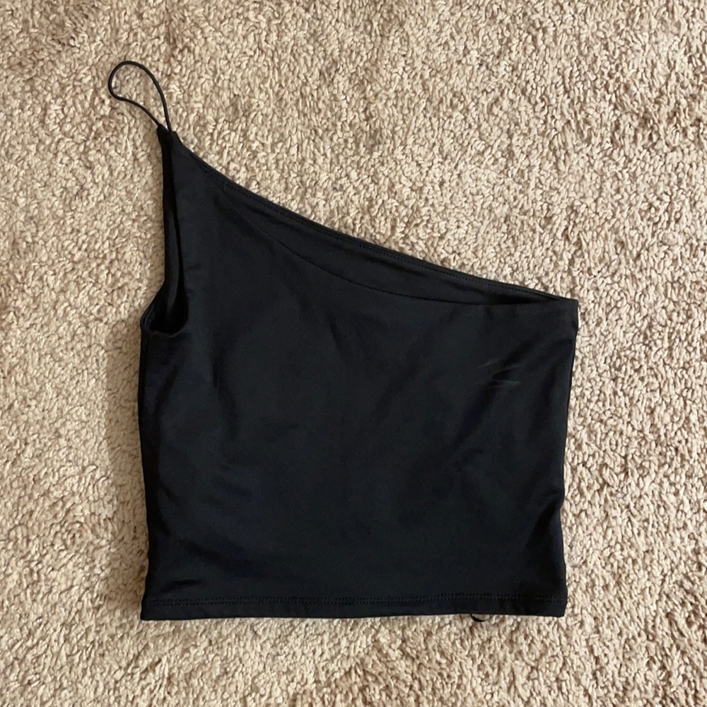 One shoulder forever 21 black tank
